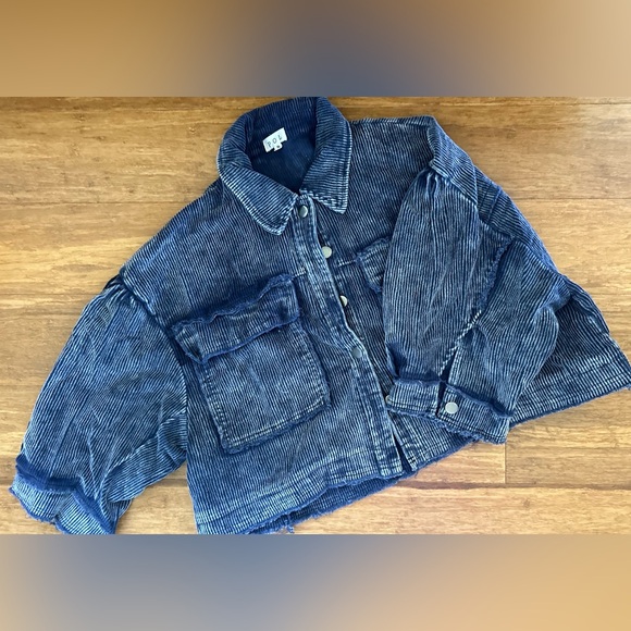 Maisie Vintage Style Navy Corduroy Cropped Trucker Jacket NWT - Picture 5 of 13